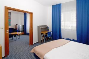 President Hotel Bratislava Bagian luar foto