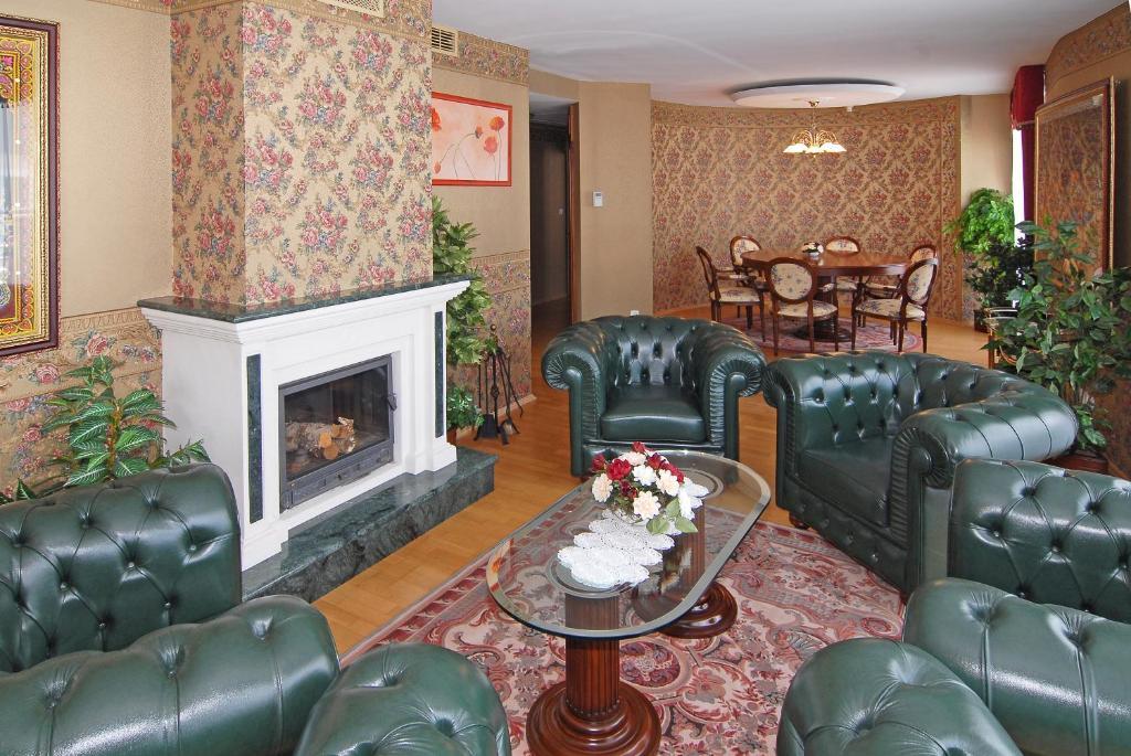 President Hotel Bratislava Bagian luar foto
